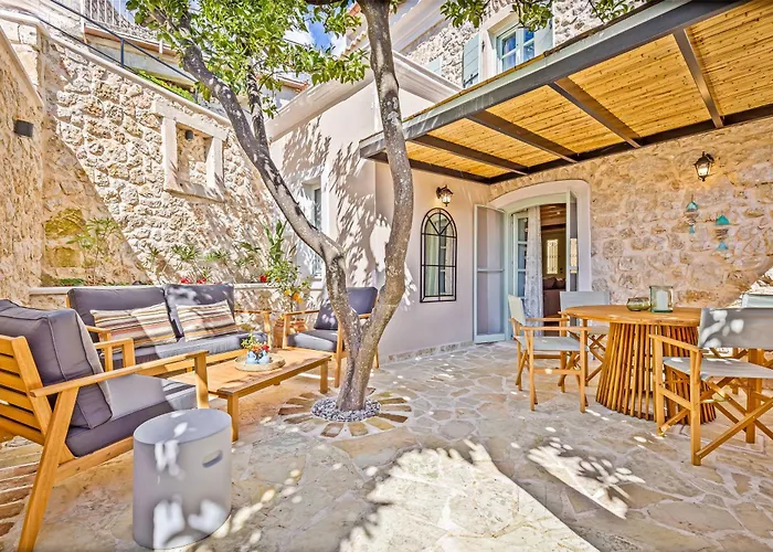 Courtyard Cottage Corfu