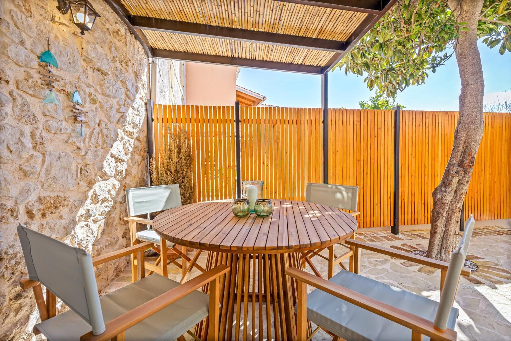 Courtyard Corfu * Lakones